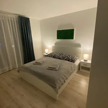 Airappartment Trojizbovy Διαμέρισμα *